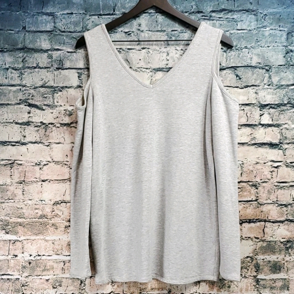 Lux & Co. | Flirty Cold Shoulder Boho Knit Top